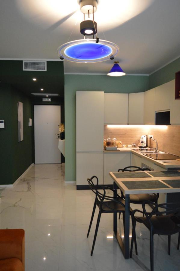 Dizeta Suite And Apartment Salerno Exterior photo