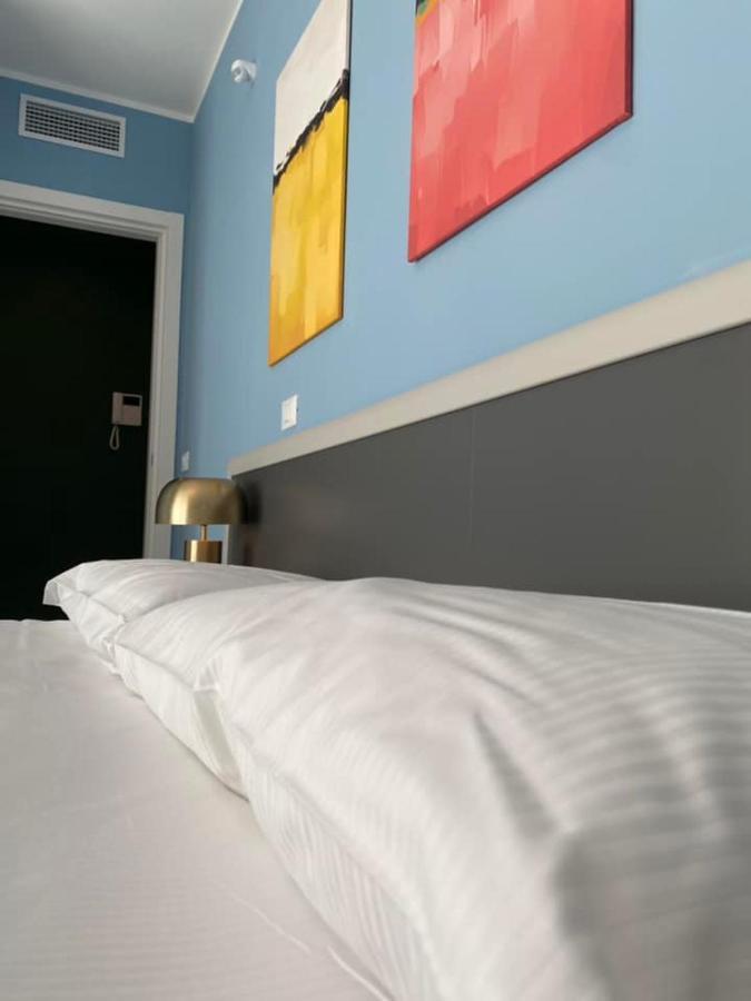 Dizeta Suite And Apartment Salerno Exterior photo
